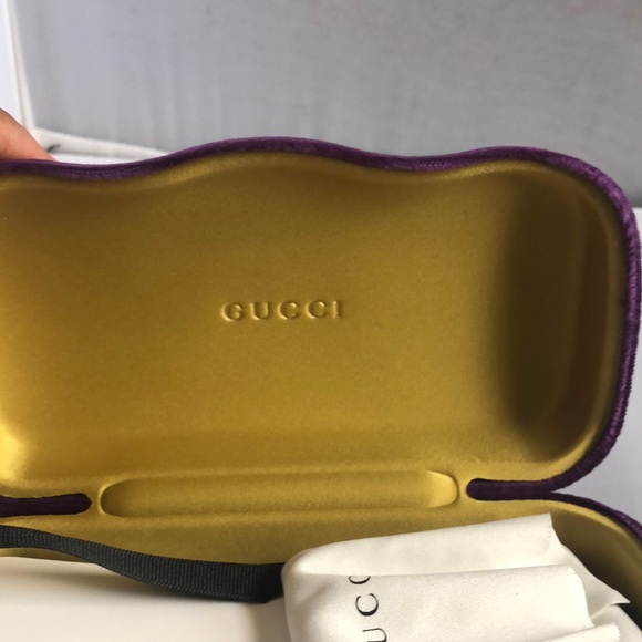 Gucci Black Sunglasses with Purple Case - Picture 7 of 9